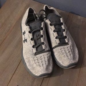 Woman’s under armour running shoes
